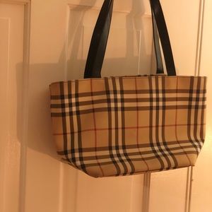 Authentic Classic Burberry Shoulder Bag